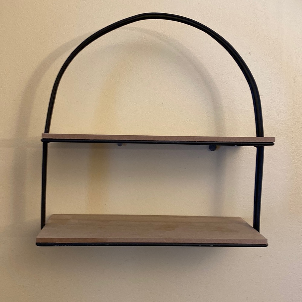 Wall shelf
